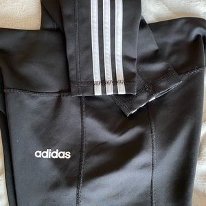 NEW ADIDAS LEGGINGS SIZE LARGE